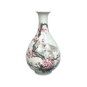 Enameled dove, plum blossom and bamboo double-clear pattern Yuhuchun vase