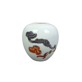 Enameled persimmon and ruyi pattern water jug