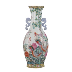 Famille Rose Phoenix and Peony Pattern Melon-Shaped Vase