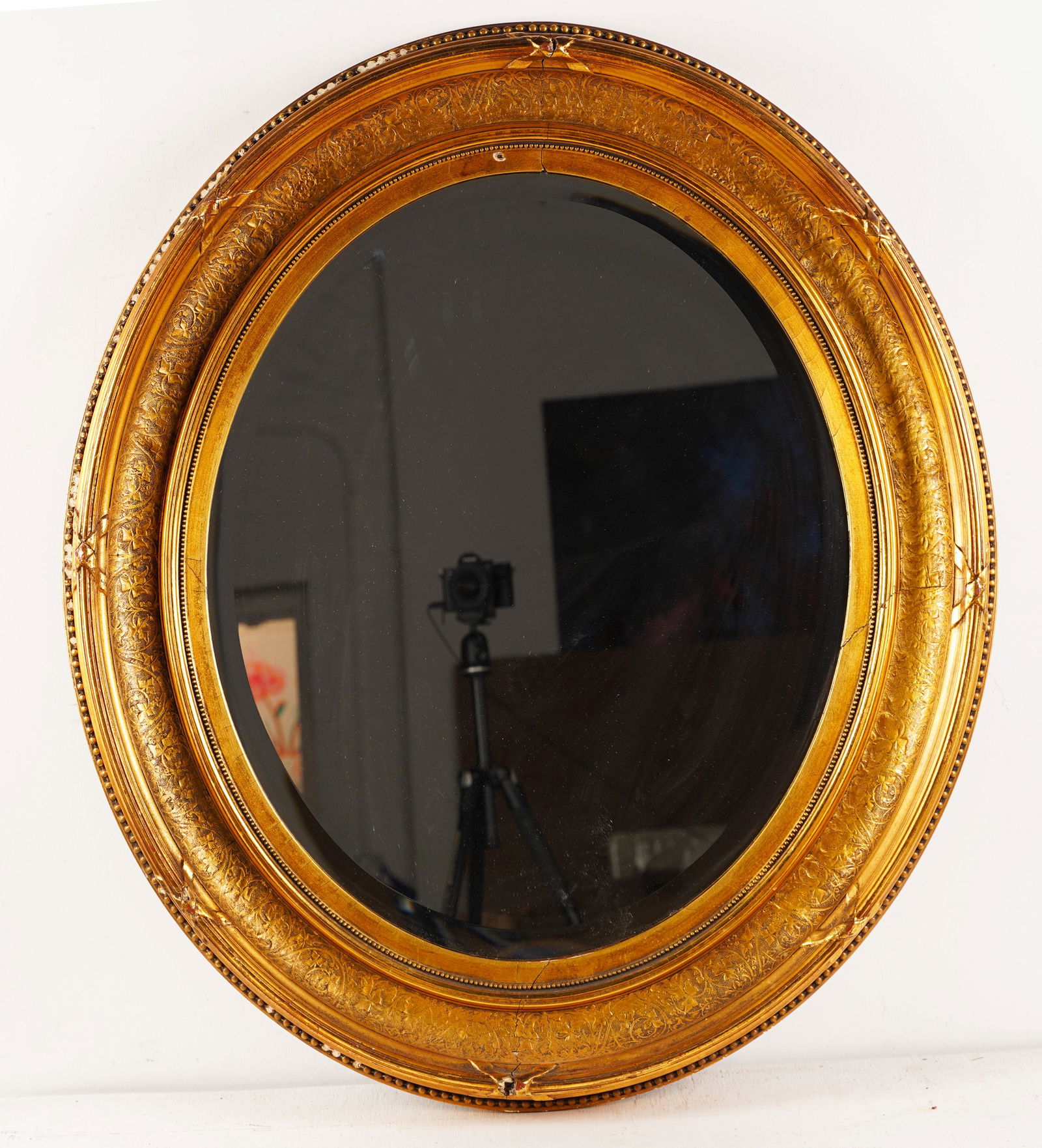 Antique American Hudson River School Oval Frame with Mirror (1 of 3)