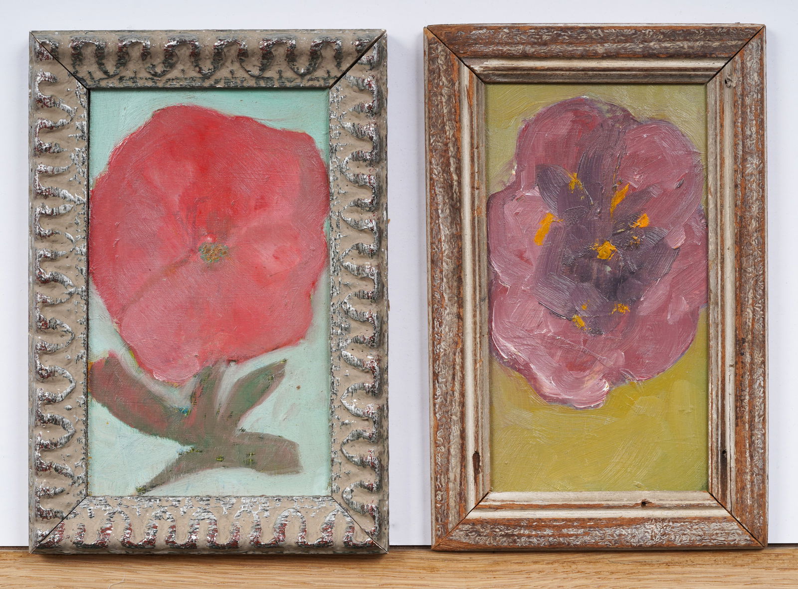 Pair of Vintage Framed Flower Still Life Oil Paintings (1 of 4)