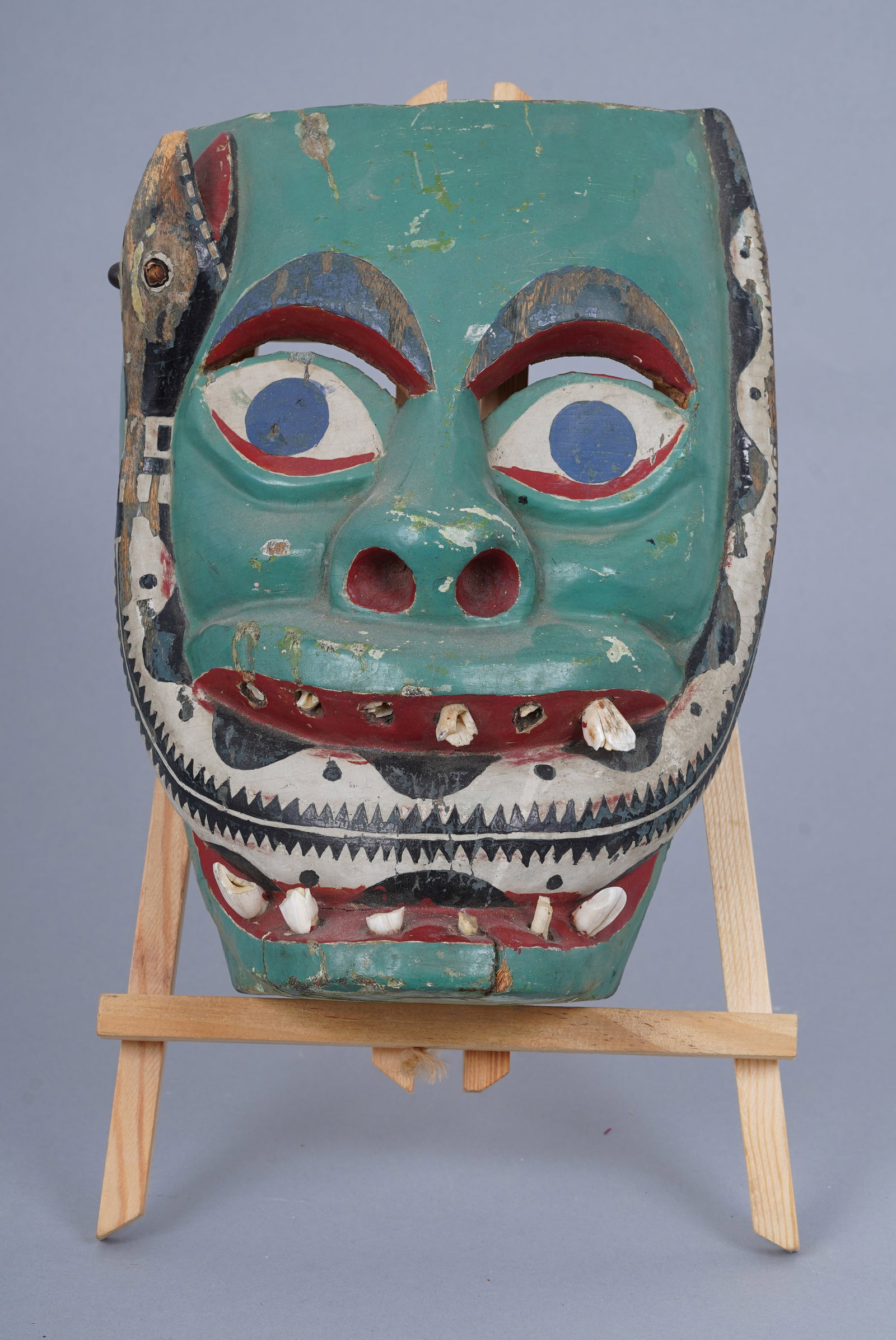 Antique or Vintage Native Folk Art Mask: Antique or Vintage folk art mask. Measuring: 11 inches high by 8 inches wide with a depth of 4 inches. Please see all images for condition. Size is measured and written on the back of the painting. Th