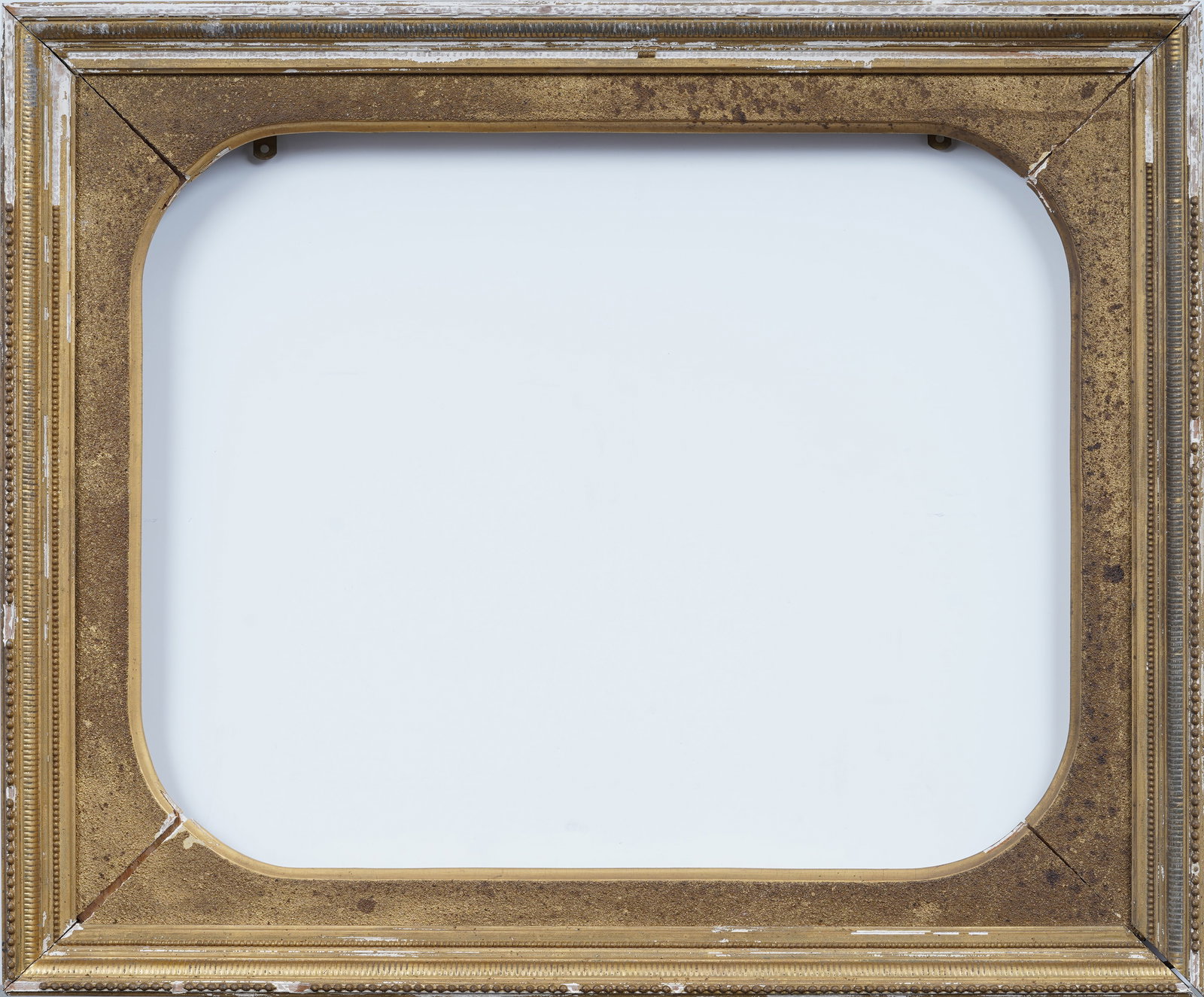 Antique American Giltwood Original Oil Painting Frame: Antique American oil painting frame. Sizes are written verso, 21 x 25 overall, 17 x 20.5 rabbet and then 16 x 19.5 sight size. Please see all images for condition. Size is measured and written on the