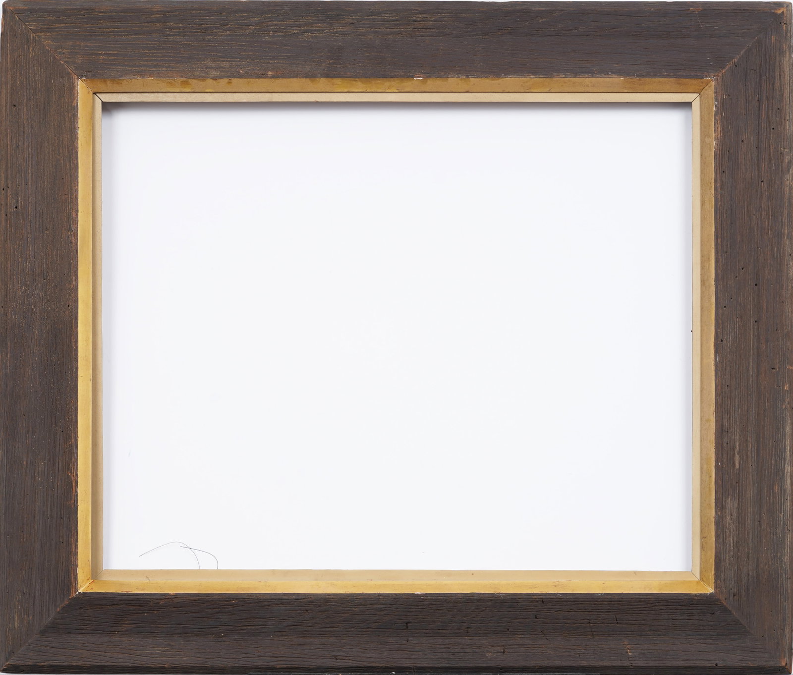 Mid-Century American Heydenryk Style Carved Wood Oil Painting Frame fits 24.25" x 30.25" Painting: Antique American oil painting frame. Measuring 34 by 40 inches overall and fits 24.25 by 30.25 inch painting. Please see all images for condition. Size is measured and written on the back of the paint