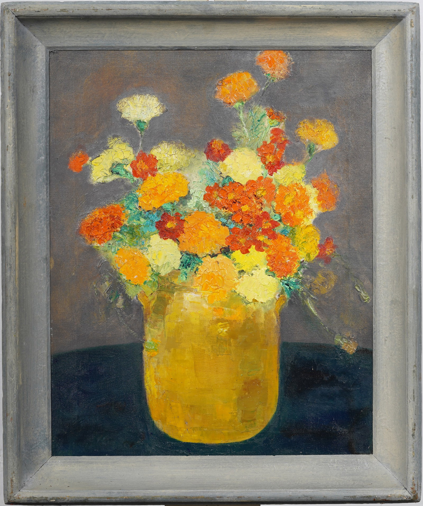 Vintage American School Impressionist Flower Still Life Framed Original Oil Painting: Vintage American still life oil painting. Measuring: 20 by 23 inches overall, and 16 by 20 painting alone. Please see all images for condition. Size is measured and written on the back of the painting