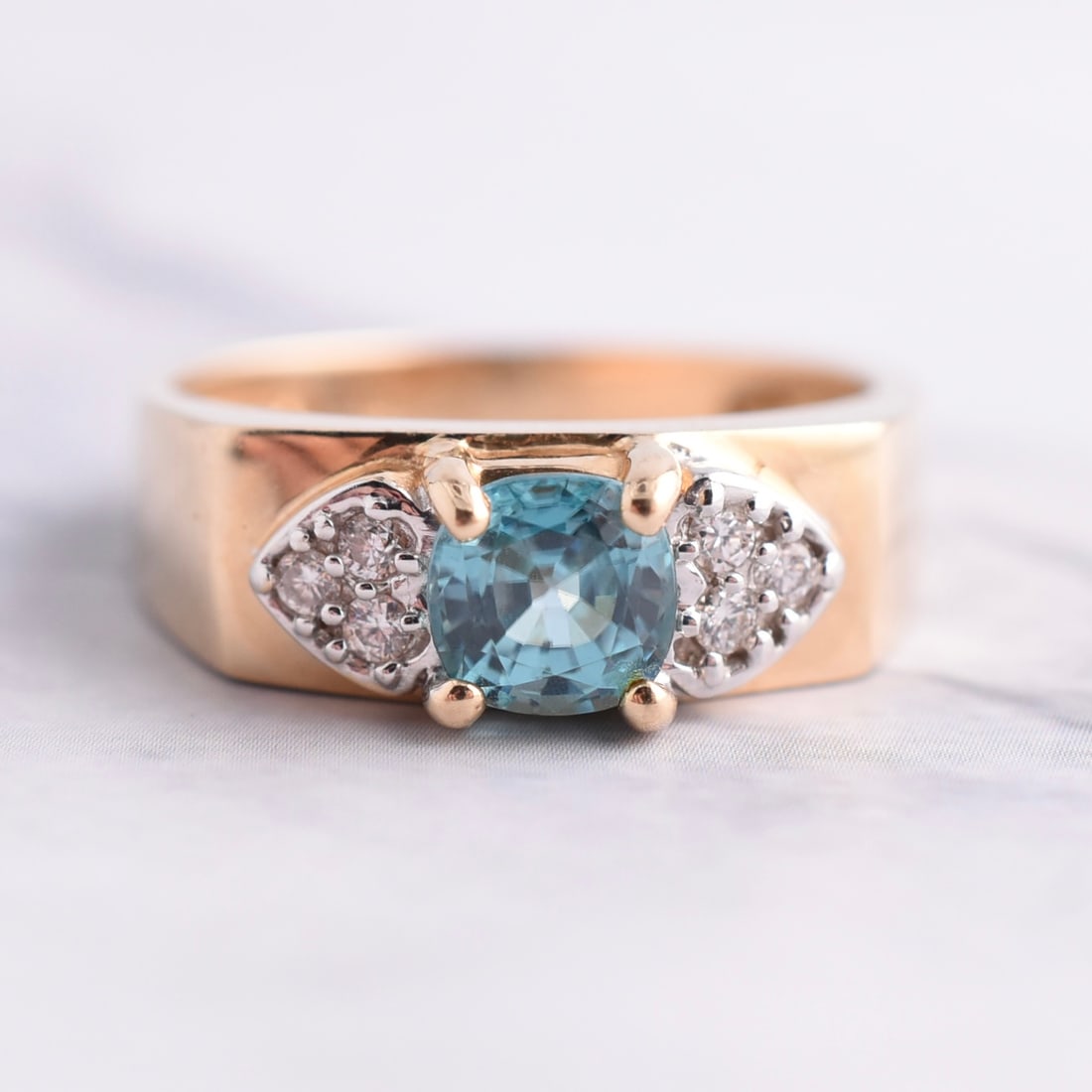 14k Yellow Gold Blue Spinel & Natural Diamond Retro Ring (1 of 4)