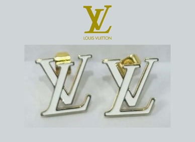 French LOUIS VUITTON LV Logo White Gold Color Earnings