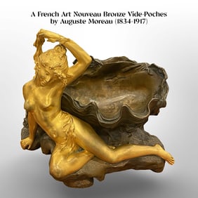 An Art Nouveau Auguste Moreau Figural Bronze Vide-Poches Centerpiece, Signed