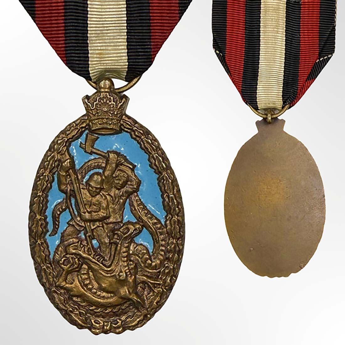 A Rare Persian Pahlavi Kingdom 1953 Resurgence Military Third Class Bronze Medal (1 of 4)