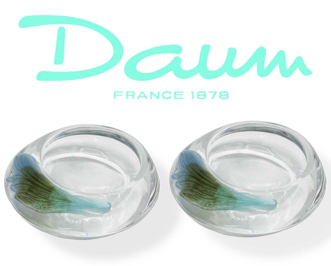 A pair of French Daum Florilege Crystal Bowls, Signed: A pair of Vintage French Daum Florilege Crystal Bowls. Signed. 9" x 8" x 4"