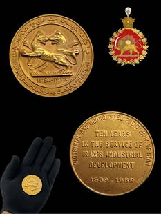 Iran Pahlavi, Anniversary Of Industrial & Mining Development Bank Of Iran Bronze Medallion: Iran Persian Pahlavi Era, The Tenth Anniversary (1959-1969) Of Industrial And Mining Development Bank Of Iran Commemorative Bronze Medallion.