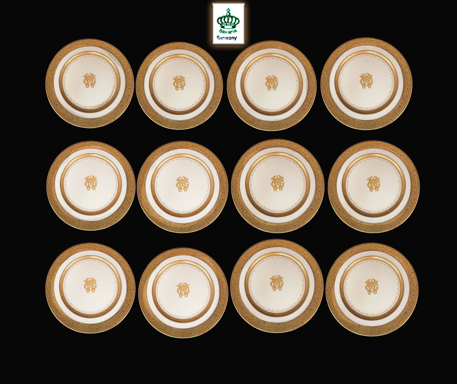 A Set Of Twelve 19th C. Bavaria Monogrammed Porcelain Cabinet Plates, Hallmarked (1 of 7)