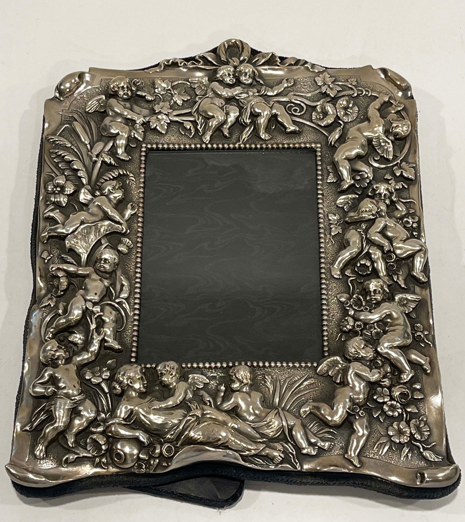 A Sterling Silver 925 Figural Frame - 2