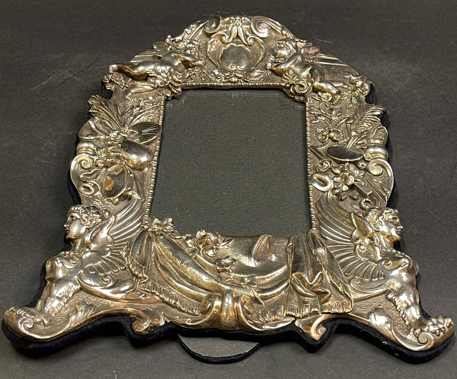 A Sterling Silver 925 Figural Frame - 2