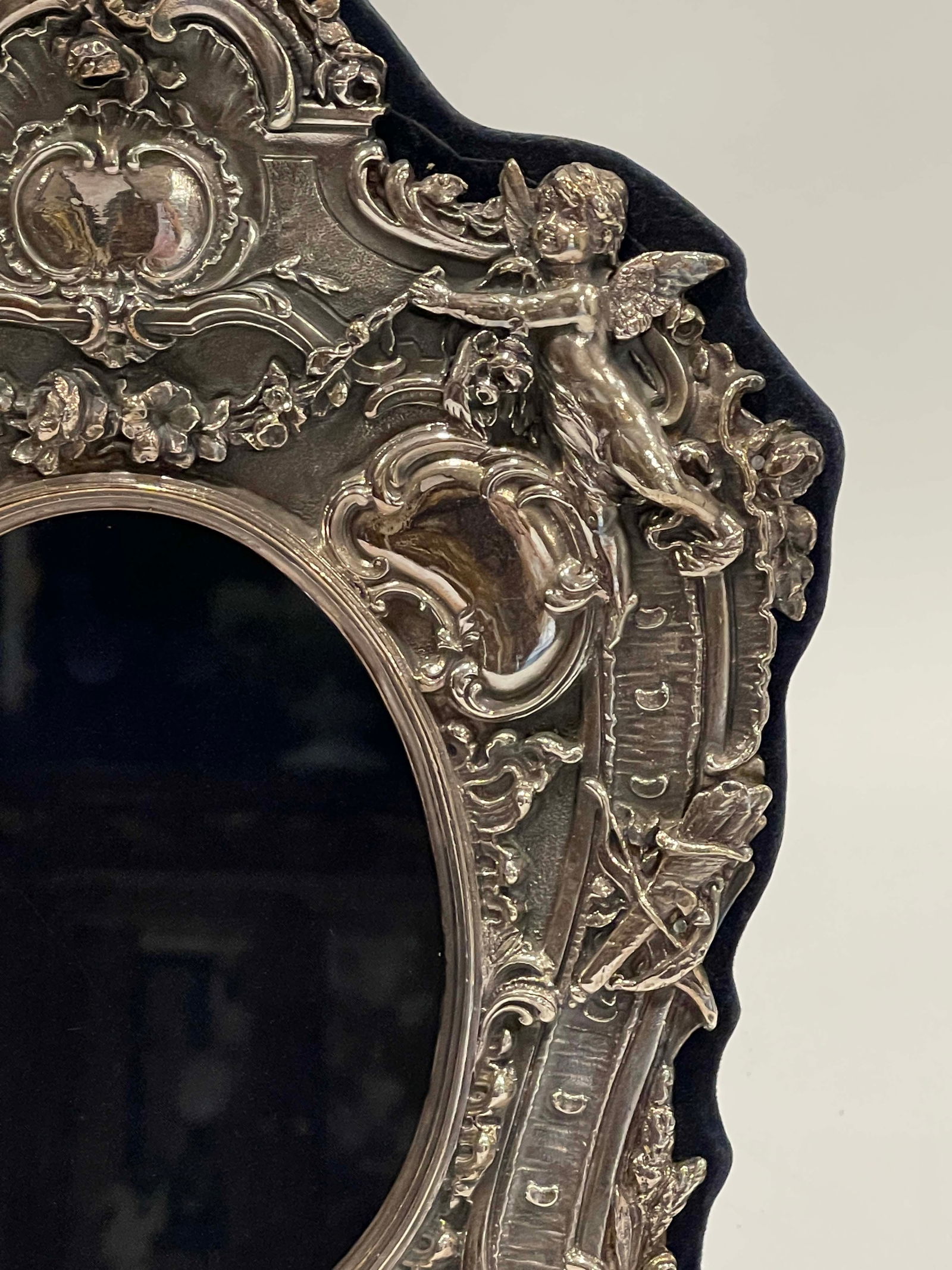 A Sterling Silver 925 Figural Frame - 5