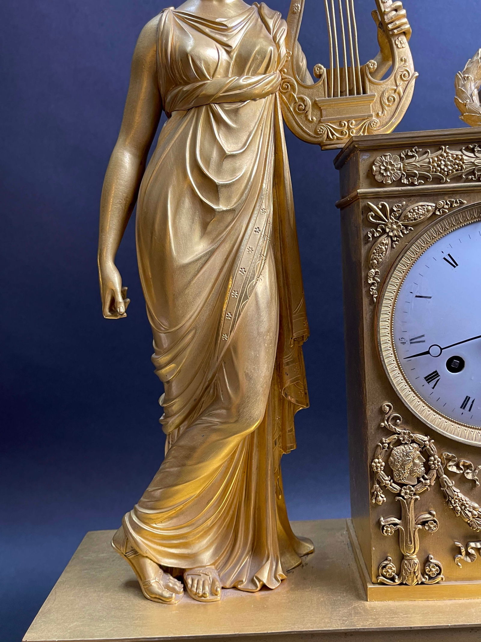 19th Century French Figural Ormolu Bronze Clock - 3