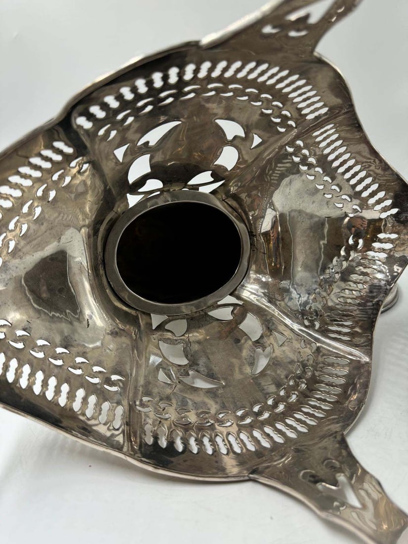 An Antique Continental Silver-plated Vase - 3