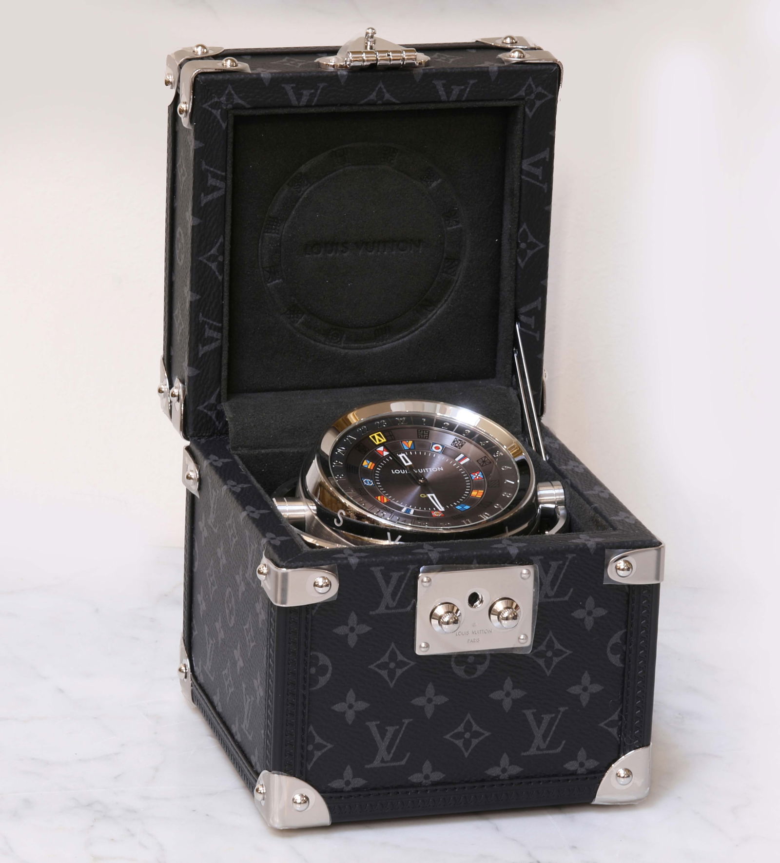 A Louis Vuitton TRUNK TABLE CLOCK - 3