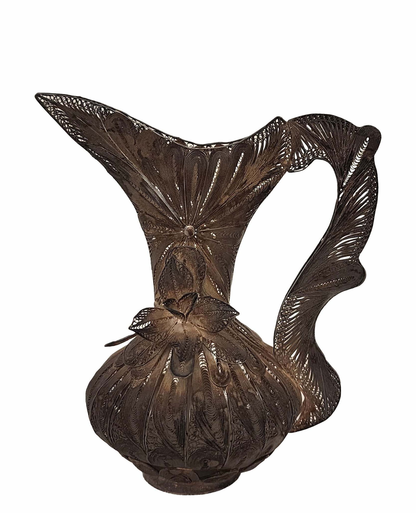 An English Filigree Sterling 975 Silver Pitcher: An English Filigree Sterling 975 Silver Pitcher. H 5.5" x 4.5" x 3.5"