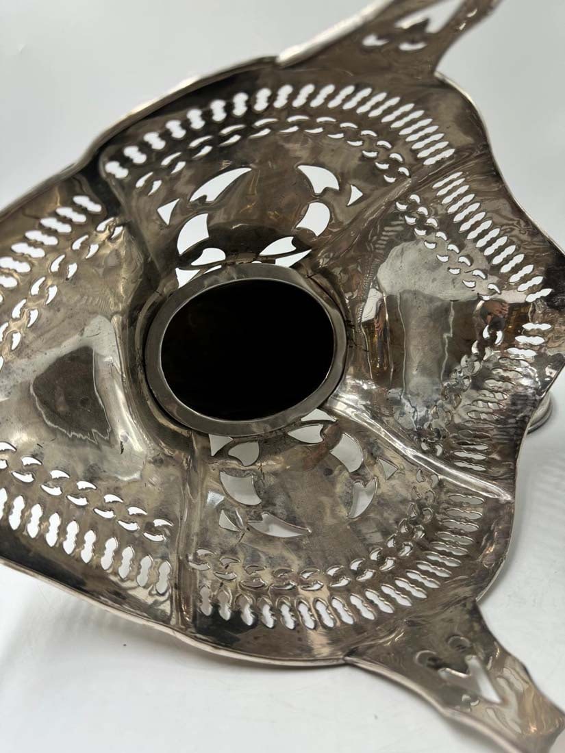 An Antique Continental Silver-plated Vase - 3