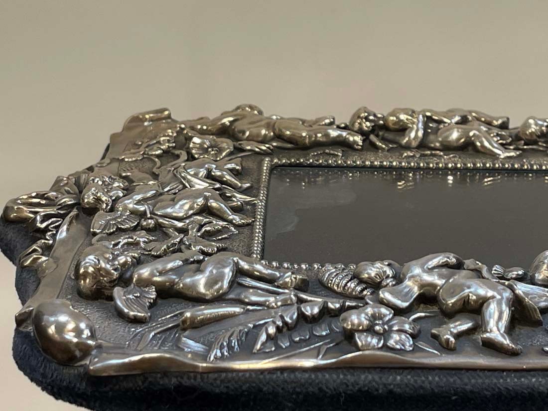 A Sterling Silver 925 Figural Frame - 10