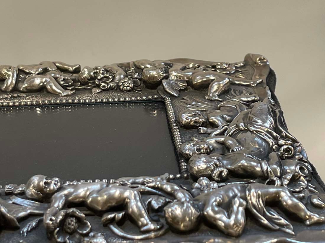 A Sterling Silver 925 Figural Frame - 9