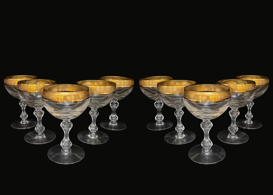 A Set Of Ten Westchester By Tiffin-Franciscan Gold Encrusted Band Crystal Wine Glasses (1 of 9)