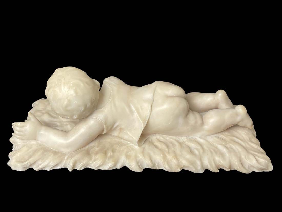 The Lying Down Child, A 19th Century Marble Sculpture - 3