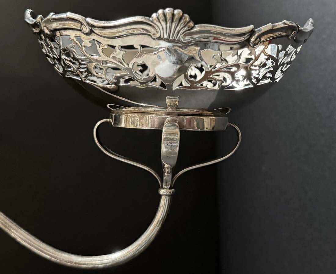 A Large English Silver Centerpiece - 4