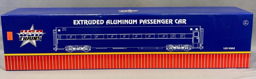 USA Trains California Zephyr Diner Car R31013: USA Trains California Zephyr Diner Car R31013 Opening Doors Interior Lighting Authentic Roof Ventilators Full Underframe Detail Rubber Diaphragms Vista Dome has Upper Seating Area w/ Painted Figures S