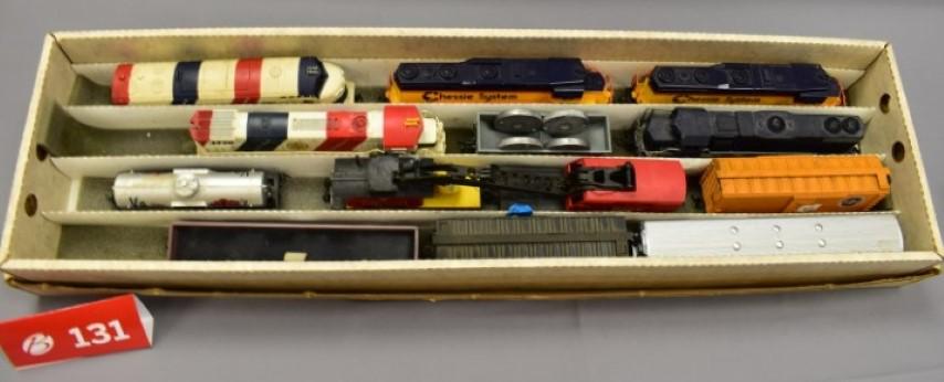 Lot of HO Engines and Cars with Storage Box (1 of 2)