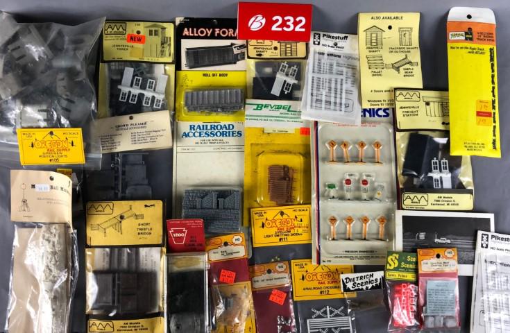 HO and N-Scale Assortment of Accessories (1 of 1)