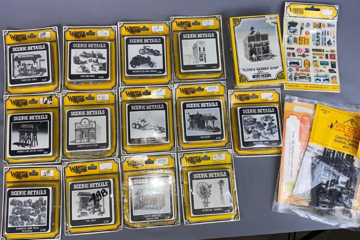 HO Lay Out Accessories (Woodland Scene Kits) (1 of 1)