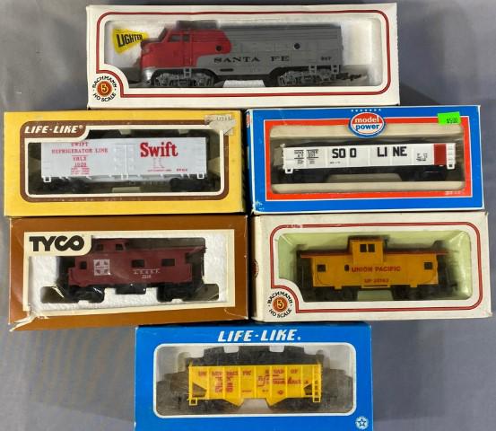 HO cars lot of 6: HO scale assortment of TYCO, Life Like, Model Power, Bachmann Cars
