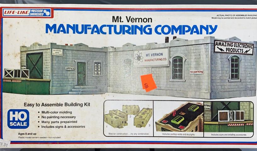 HO Scale Life Like  Building (1 of 2)