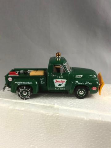 Diecast Sinclair Snowplow (1 of 9)