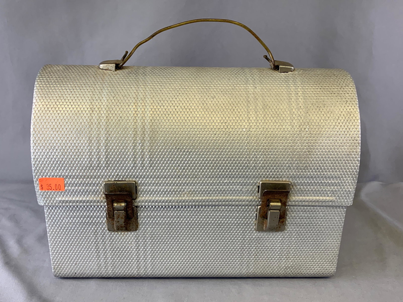 Vintage Aluminum Lunch Box: Vintage Aluminum Lunch Box