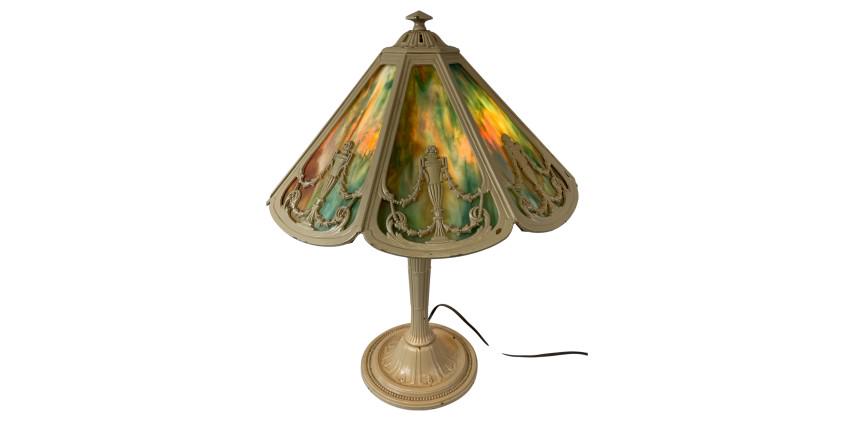 Stained Glass Lamp: Stained Glass Lamp
