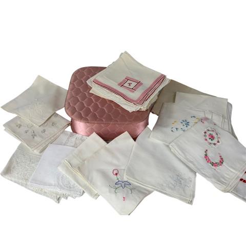 24 Vintage Handkerchiefs: 24 Vintage Handkerchiefs