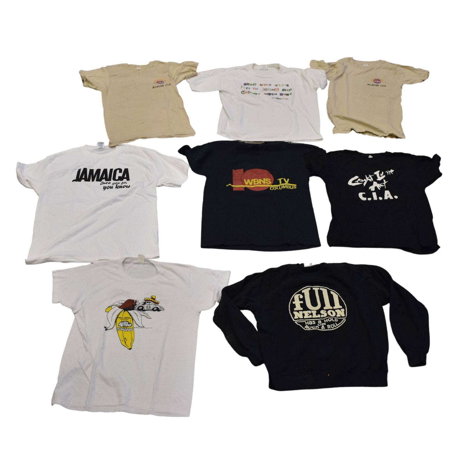 7 T-shirts & 1 Sweatshirt: Size L (1 of 7)