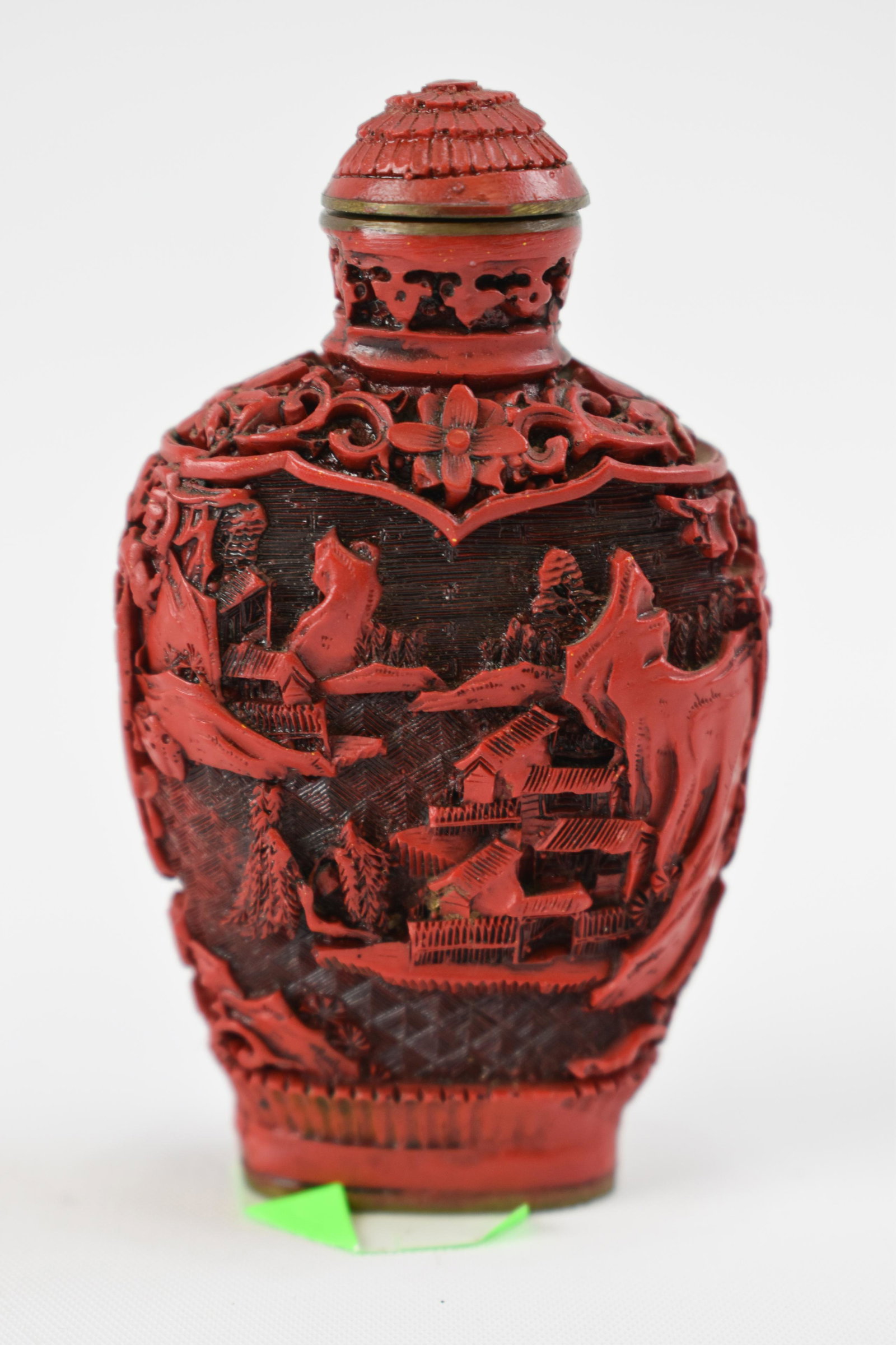 Asian Cinnabar Carved Lacquer Snuff Bottle: Asian Cinnabar Carved Lacquer Snuff Bottle
