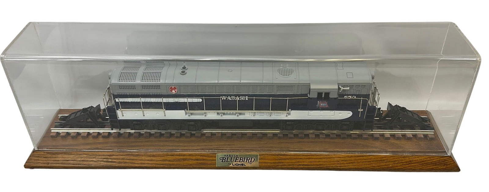 Lionel Wabash FM Bluebird Locomotive Engine 550 Display (1 of 6)