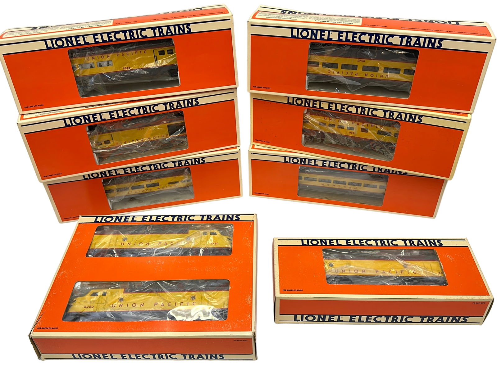 9pc Lionel UP Diesel Engines Passenger Dining Baggage (1 of 8)
