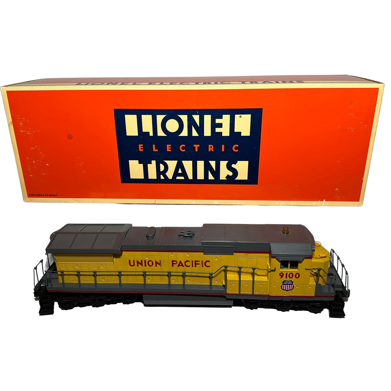 1989 Lionel Engine UnionPacific Dash-8 40C Diesel 18205: 1989 Lionel Engine Union Pacific Dash-8 40C Diesel Locomotive 18205 Original Box