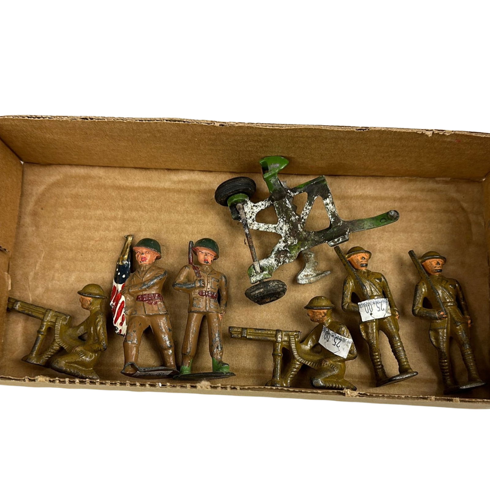 Antique Toy Figures Soldiers USFlag MachineGuns Barclay (1 of 4)