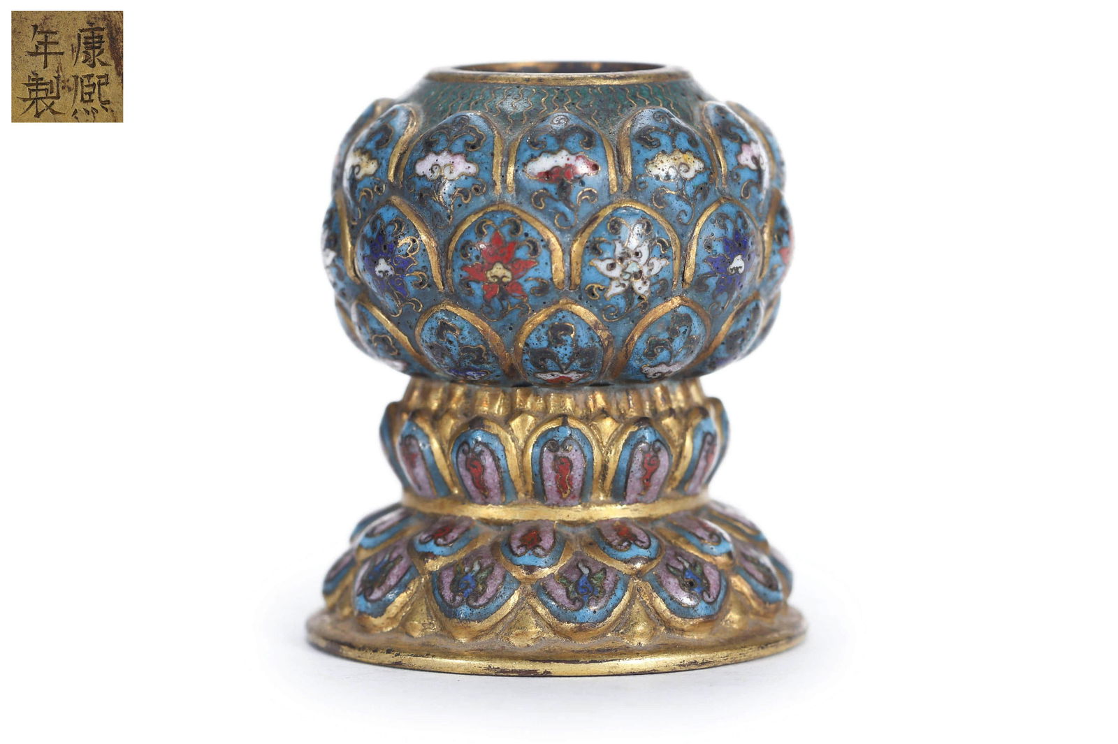 A Cloisonne Enamel Lotus-Shape Water Coupe (1 of 8)