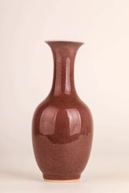 A PEACHBLOOM GLAZED VASE