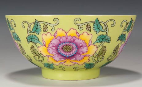 A GREEN GROUND FLORAL BOWL