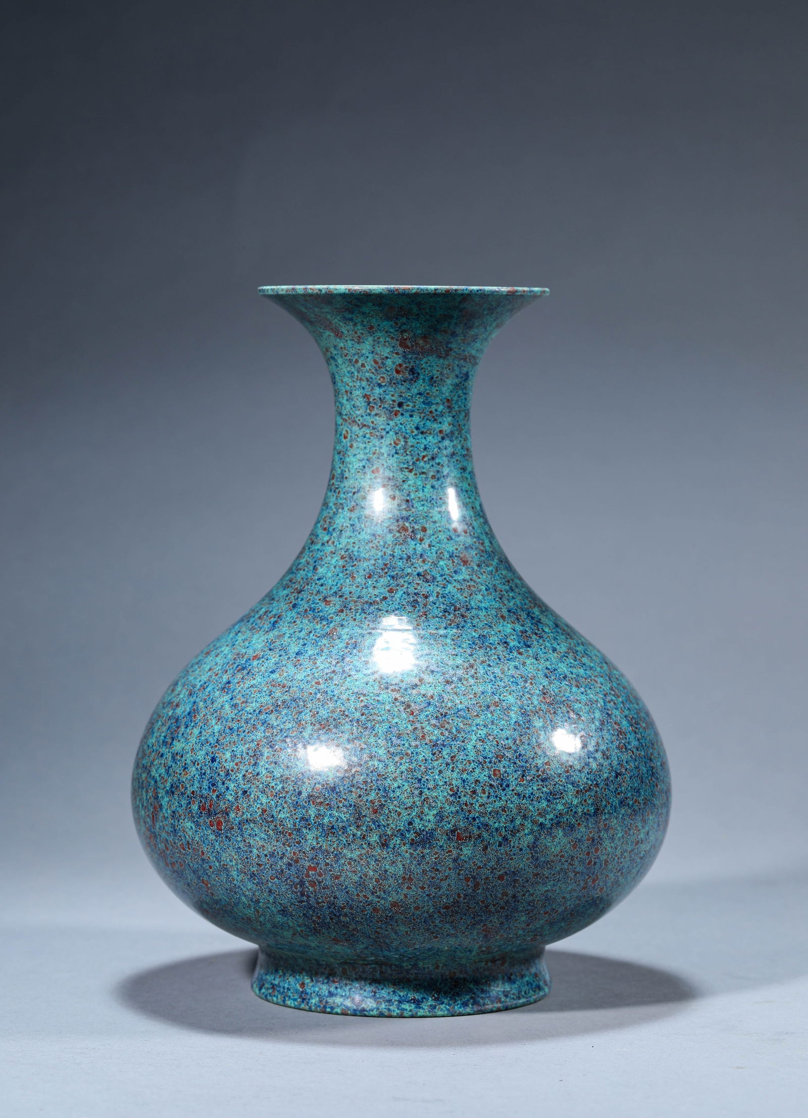 A LU JUN GLAZED VASE: A LU JUN GLAZED VASE Dimensions: Diameter 19.3 cm, Height 25.7 cm (7 5/8 × 10 1/8 in.). All measurements are approximate. Any condition statement is given as a courtesy to a client, is only an opinio