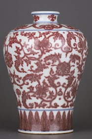 A GLAZED IRON-RED 'LOTUS' MEIPING